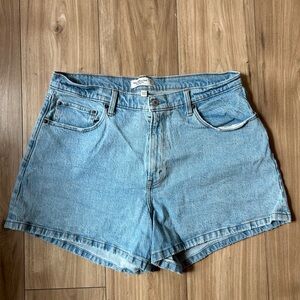 Classic Denim Women's Shorts Curve Love